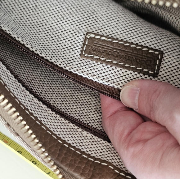 Vintage Dooney & Bourke Shoulder Bag - Picture 6 of 8